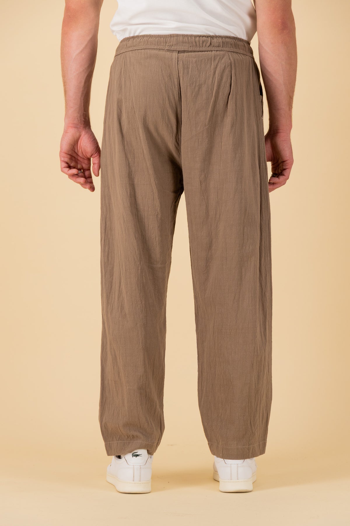 Barrel Cotton Crinkle Taupe, back view