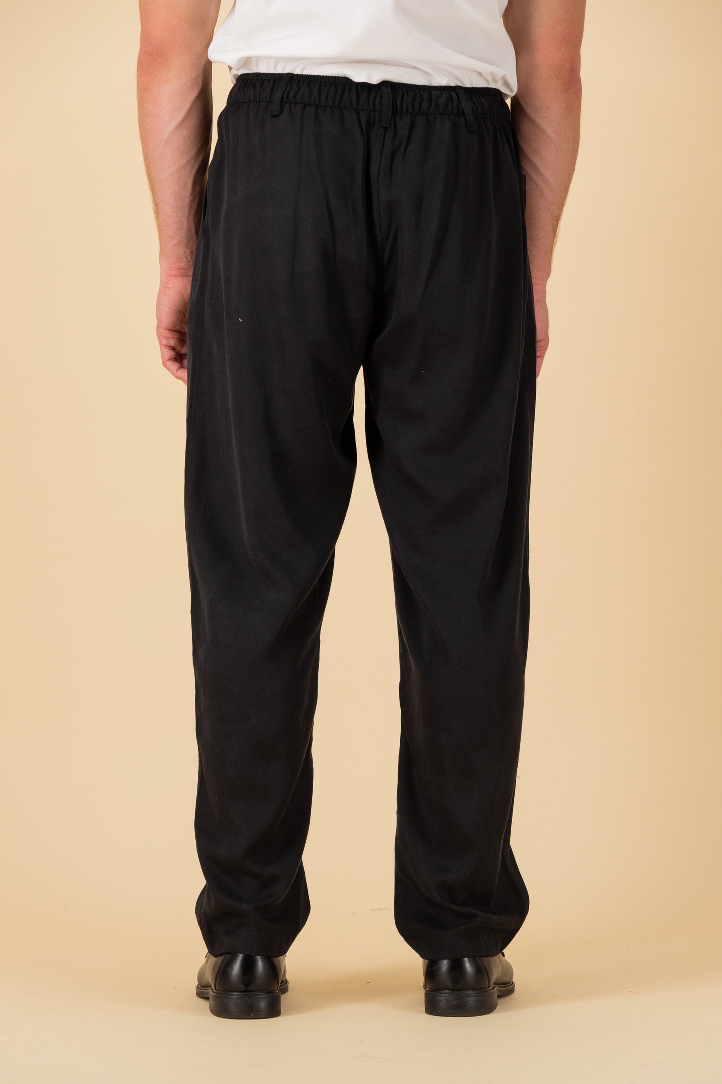 Comfort Vintage Pants Lyocell Black, back view
