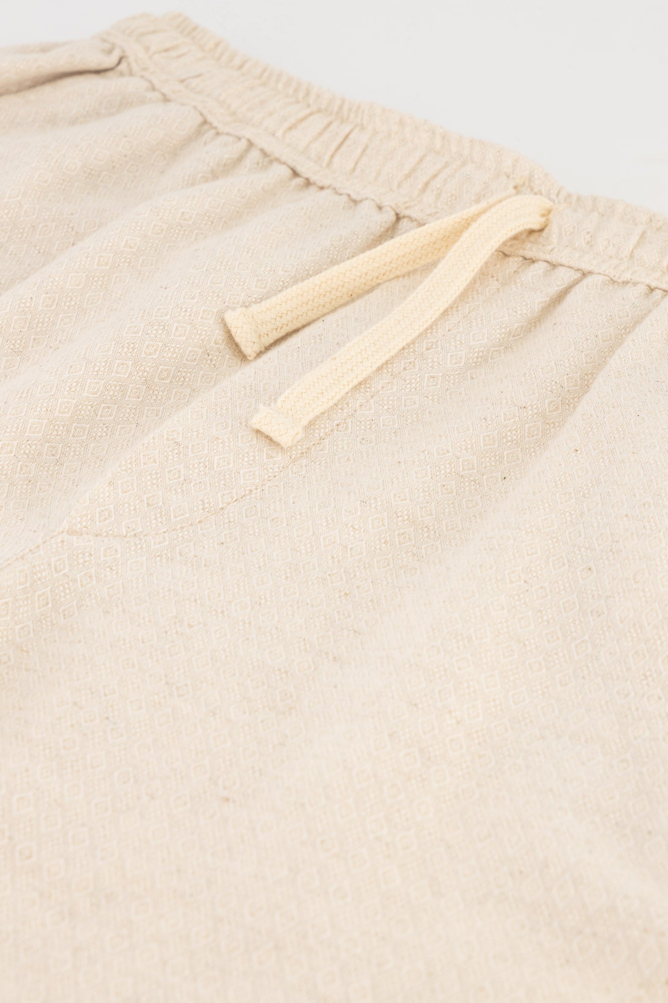 Linen Rayon Shorts Diamond Dobby Jacquard Cream