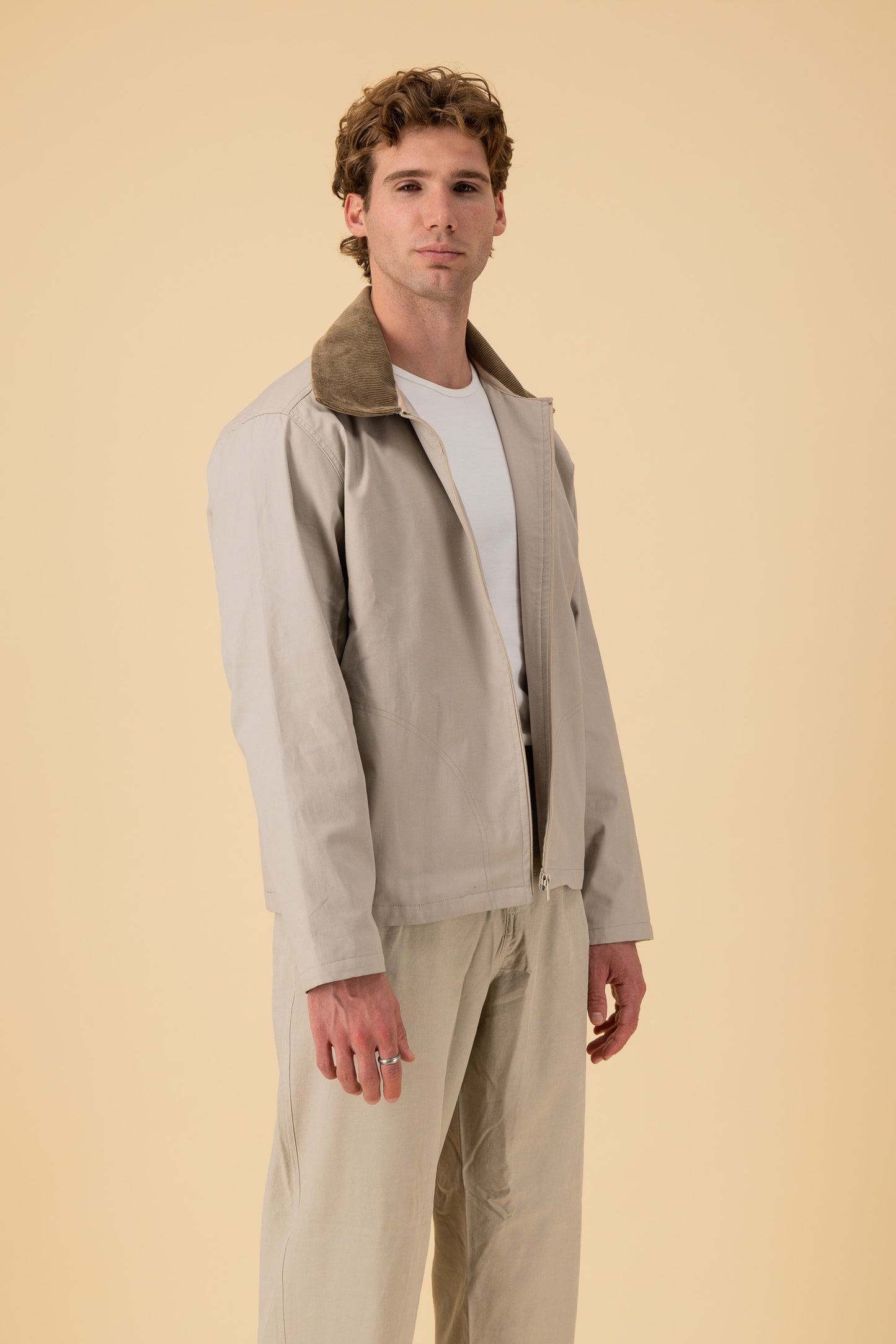 Barber Jacket Cotton Twill Stone, side view