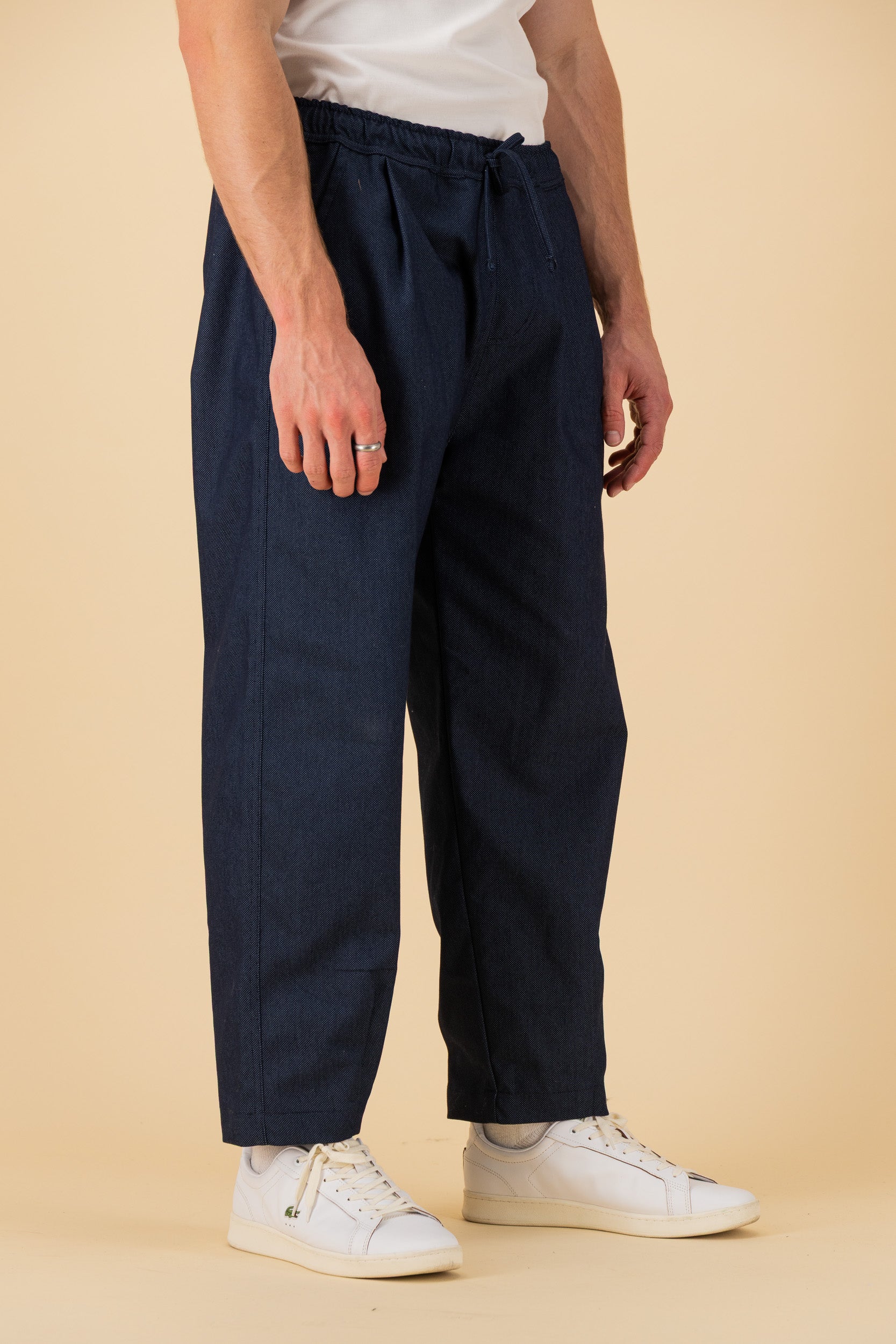 Barrel Cotton Twill Birds Eye Denim, side view
