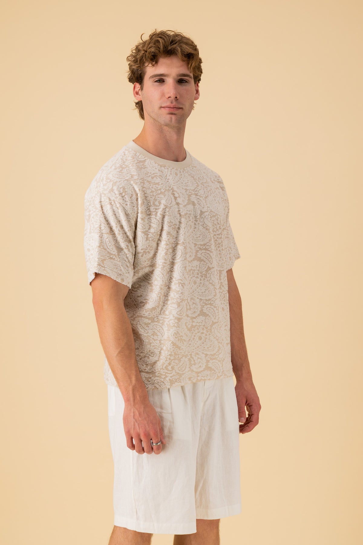 Boxy T-Shirt Cotton Fleece Paisley Cream, side view