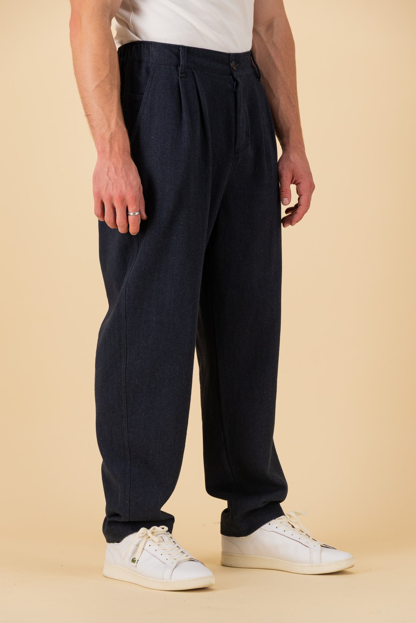 Comfort Vintage Pants Cotton Washed Dark Denim, side view