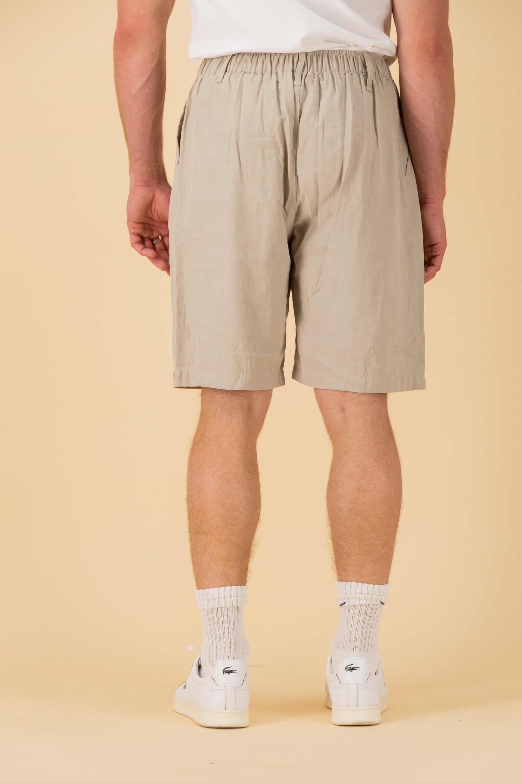 Comfort Vintage Shorts Lyocell Stone, back view