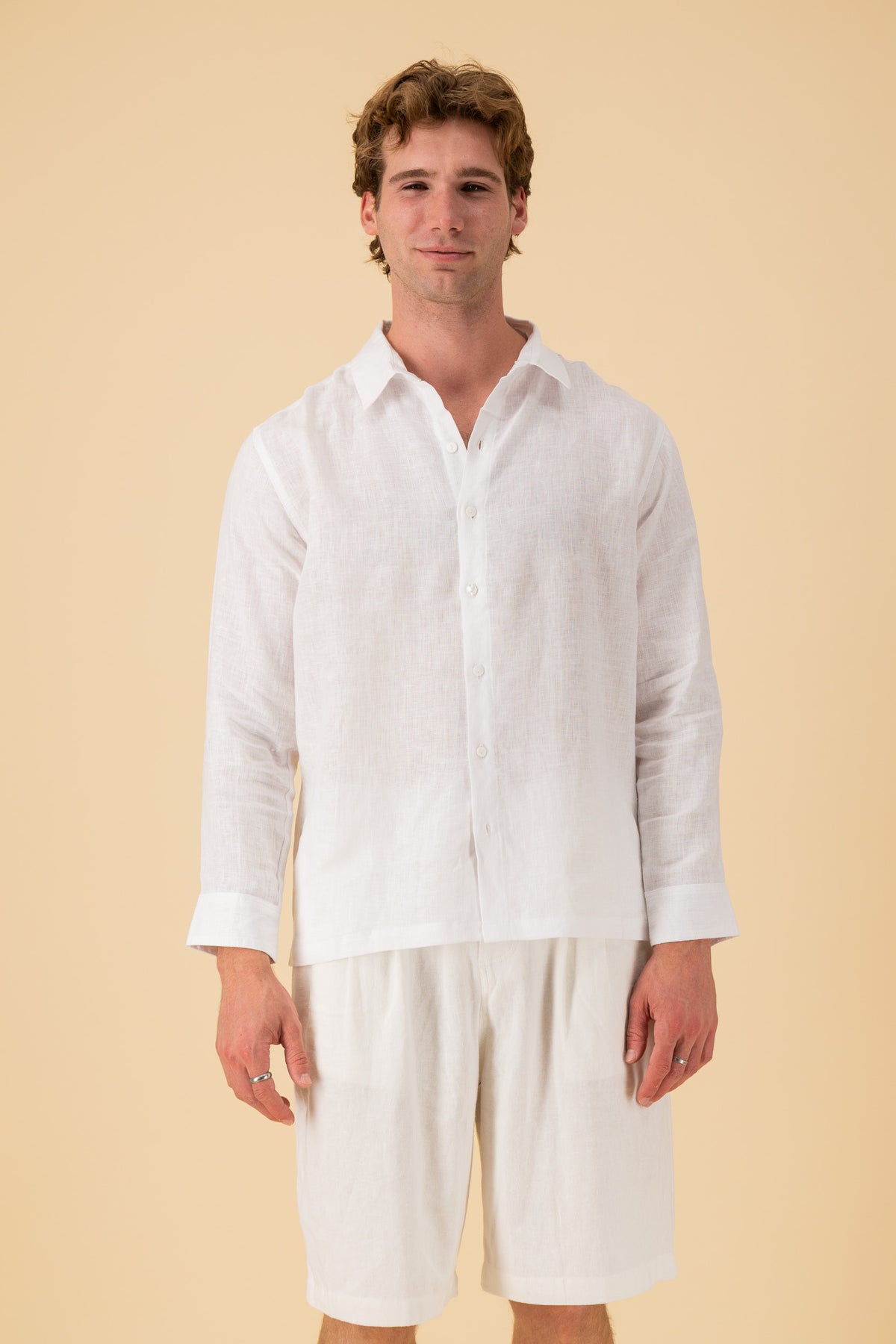LS Shirt Boxy 100% Linen White, front view