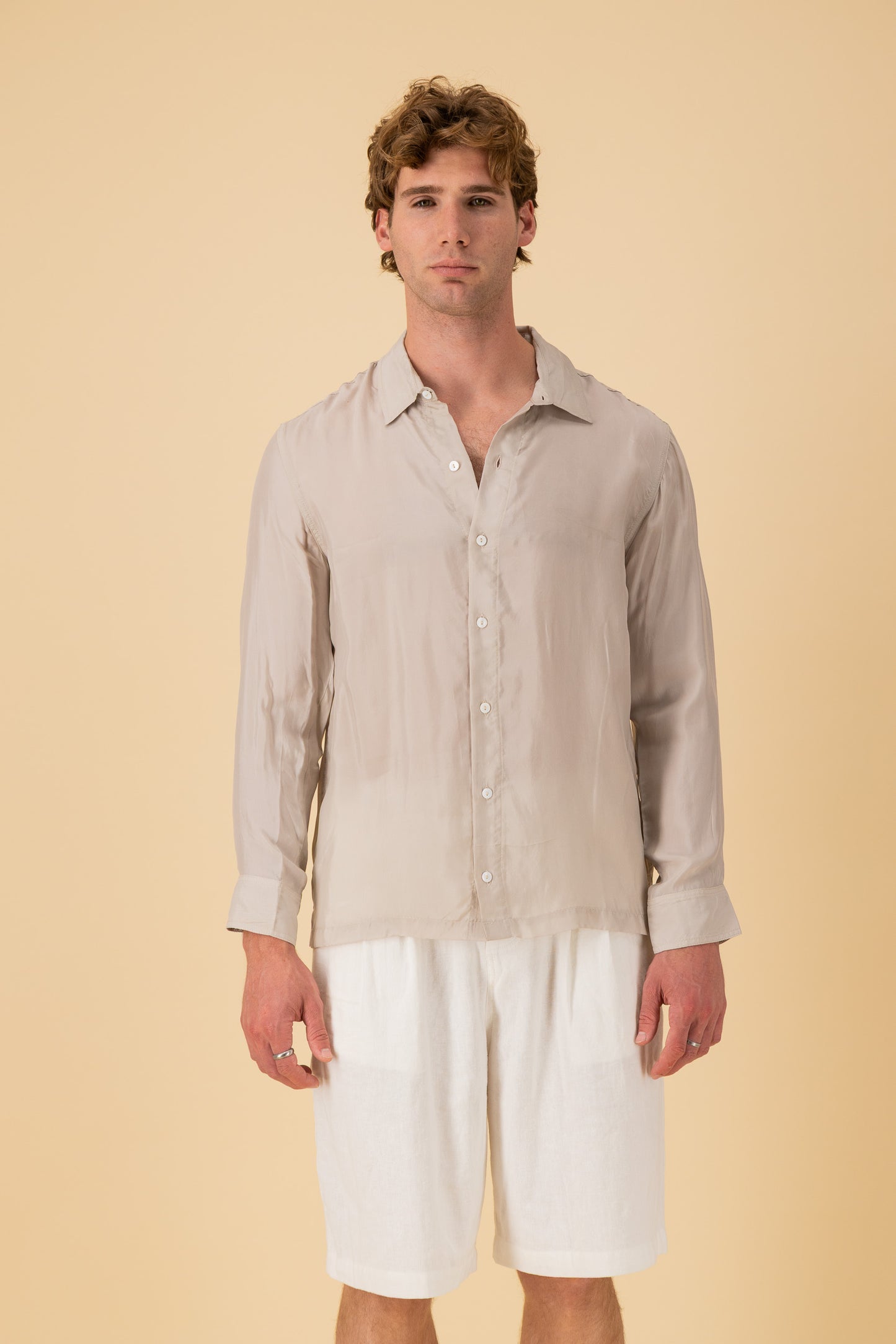 LS Shirt Boxy Cupro Stone, front view
