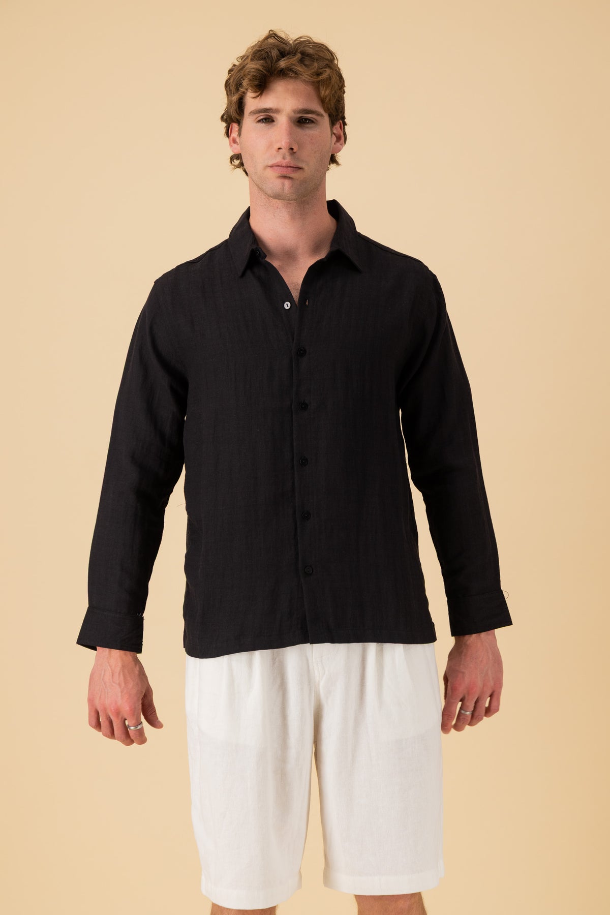 LS Shirt Boxy Tencel Linen Herringbone Black, front view