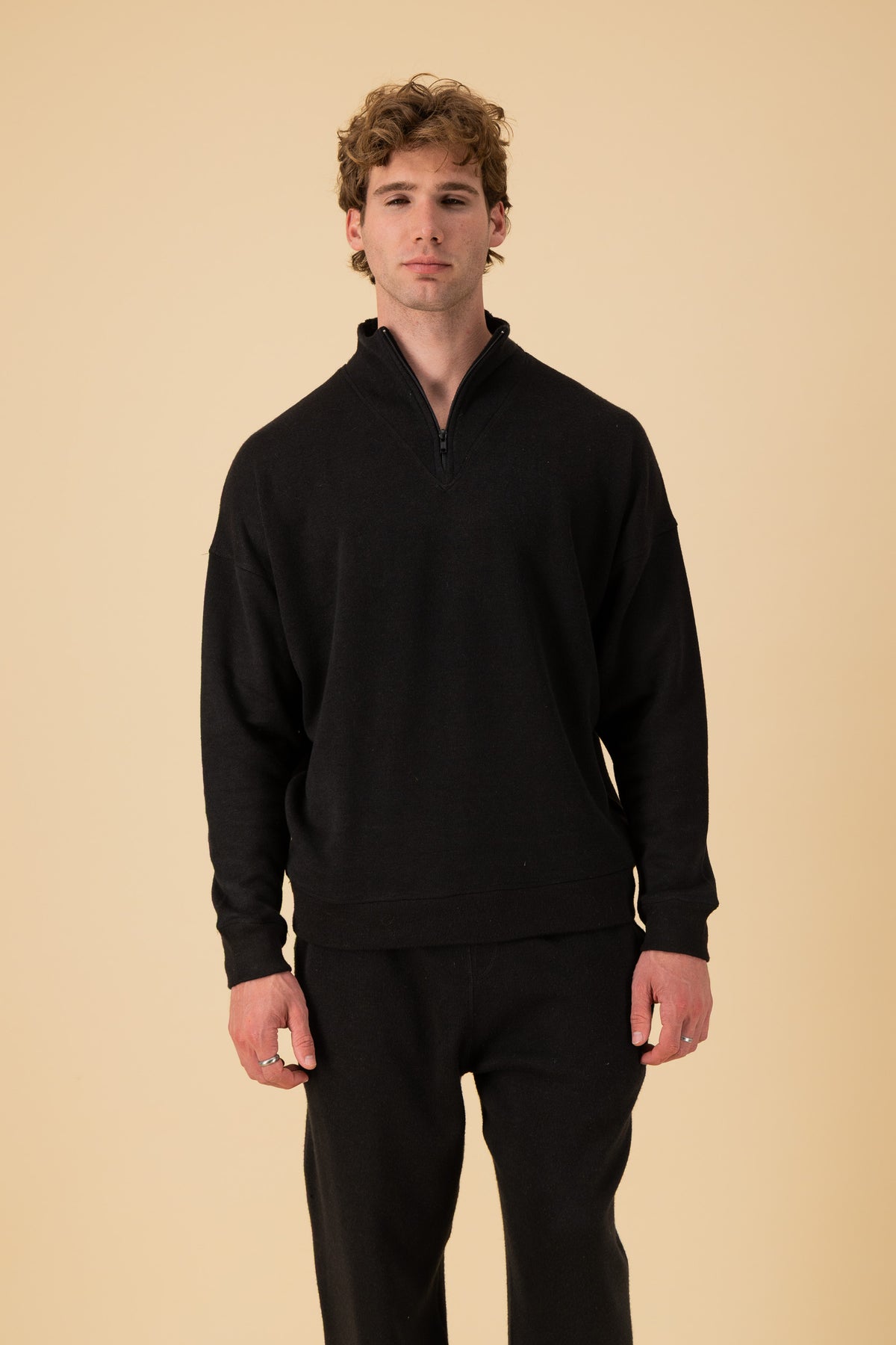 Quarter Zip Cashmere-Feel Black, front view