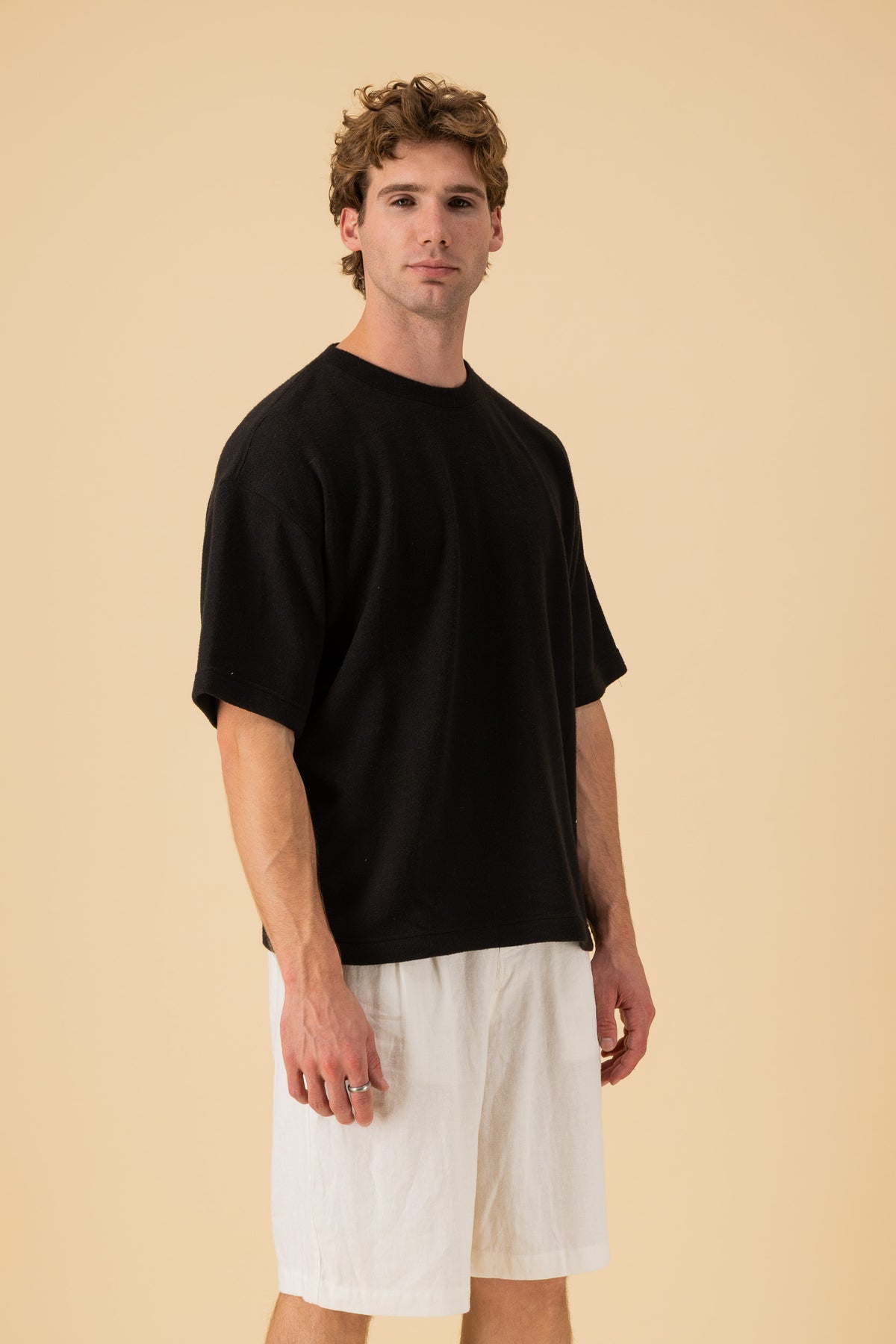 Boxy T-Shirt Cashmere-Feel Black, side view