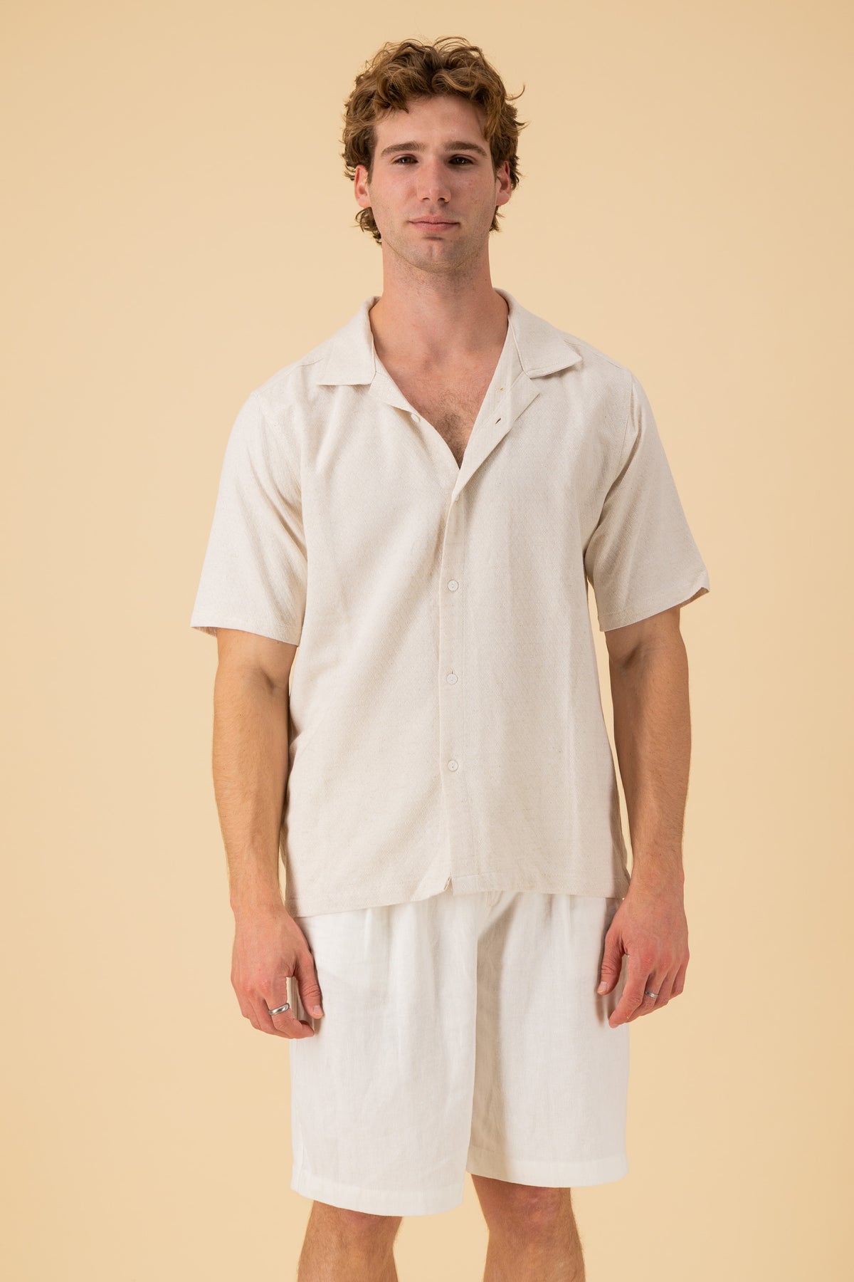 SS Shirt Linen Rayon Diamond Dobby Cream, front view