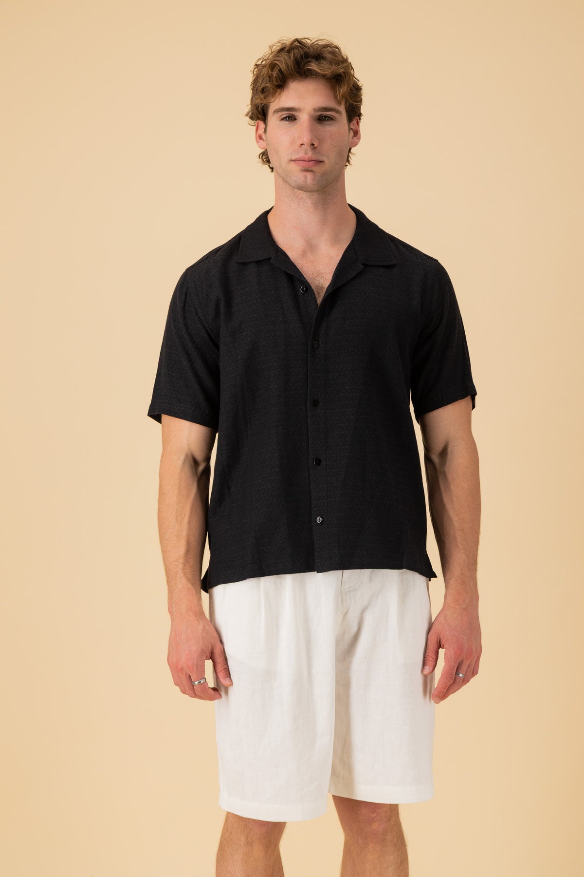 SS Shirt Linen Rayon Diamond Dobby Black, front view
