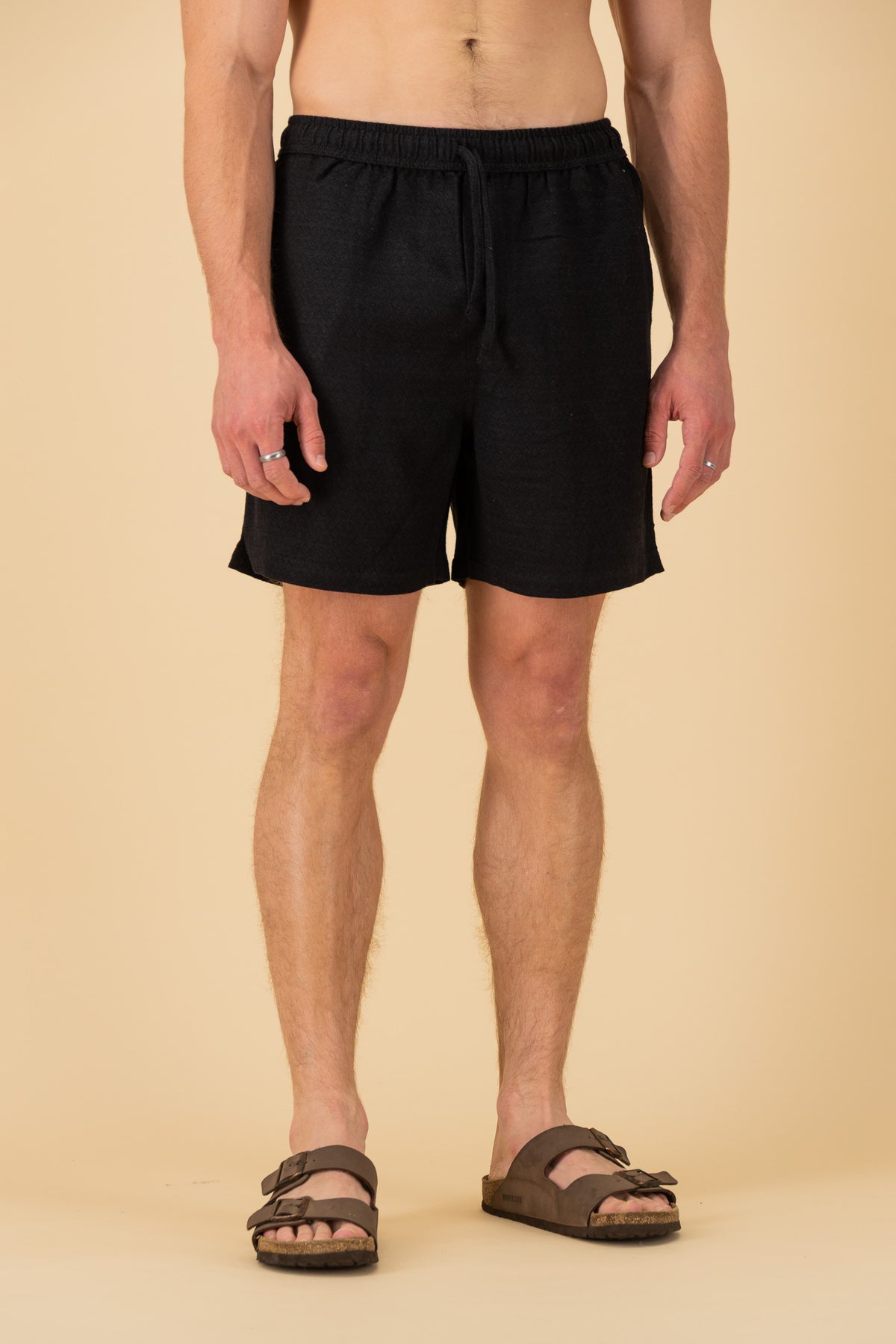 Shorts Linen Rayon Diamond Dobby Black, front view