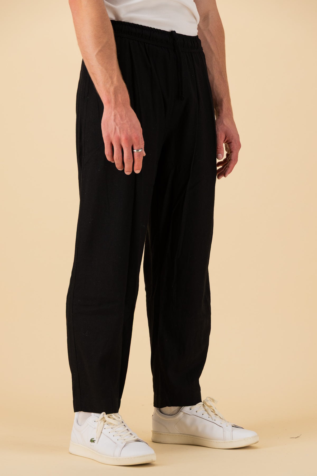 Barrel Linen Viscose Black, side view