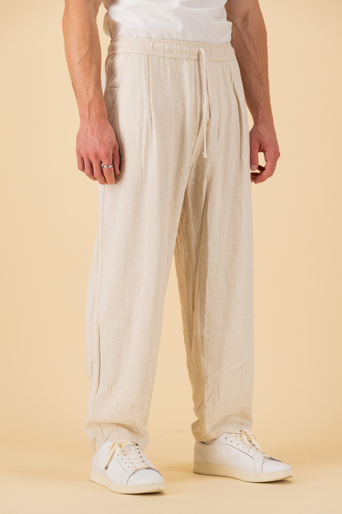 Barrel Linen Viscose Oat, side view