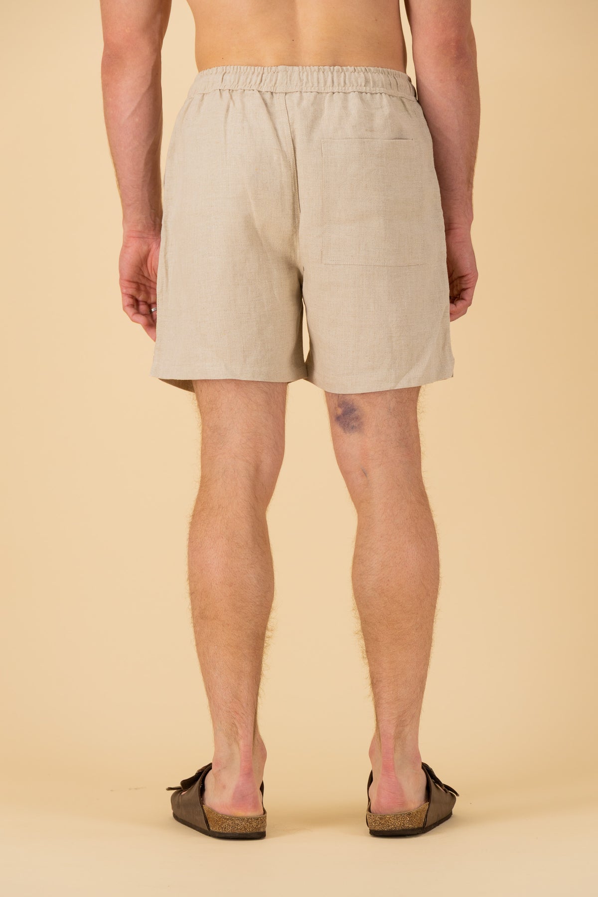 Shorts 100% Linen HW Oat, back view