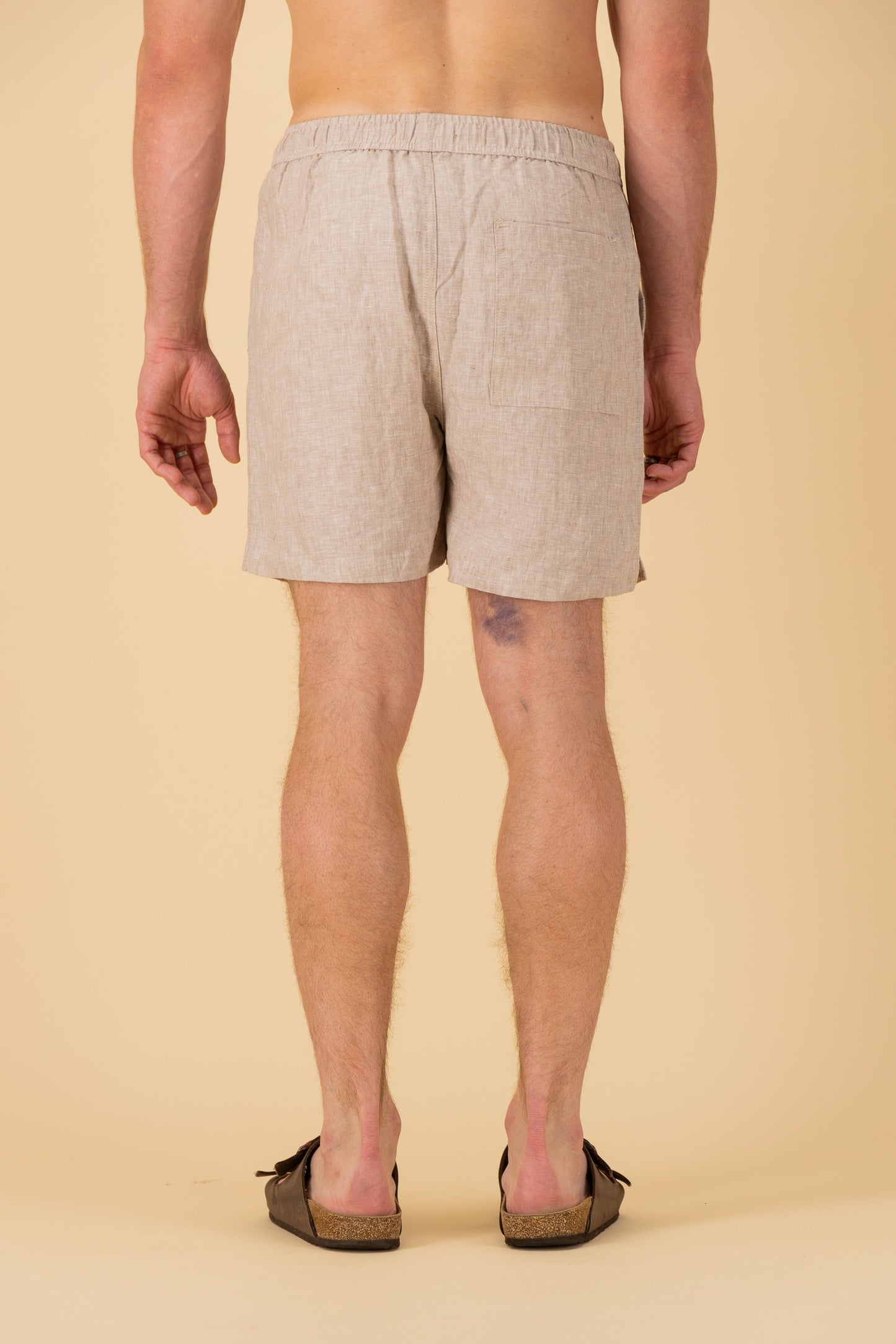 Shorts 100% Linen Natural Marle, back view