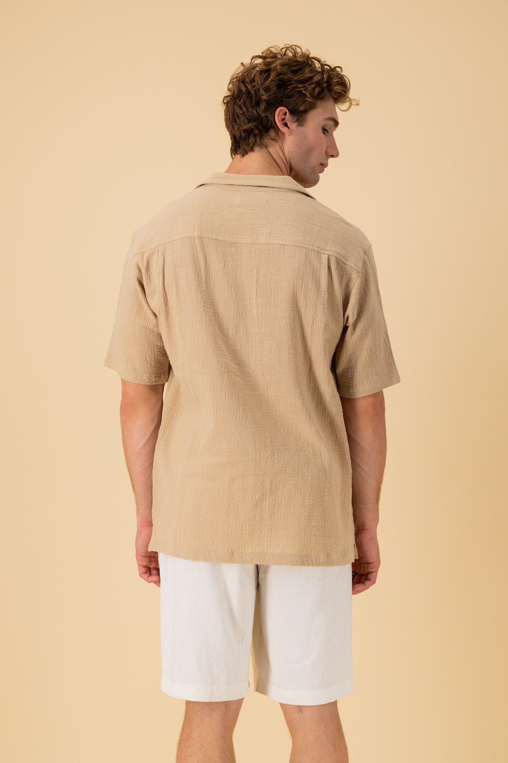 SS Shirt Cotton Muslin Mocha, back view